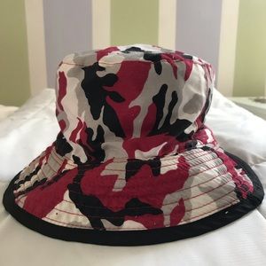 Camo/Red Reversible Bucket Hat